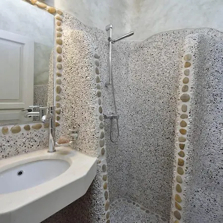 Marvi House 3 Апартаменты Орнос