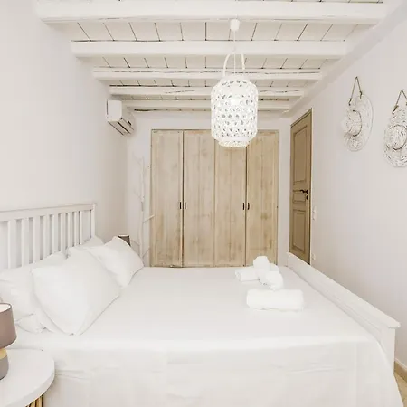 Marvi House 3 Апартаменты Орнос